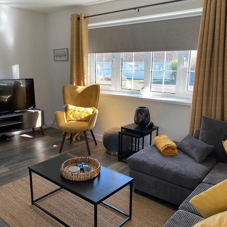 44 Gower Holiday Village Ty Gwyr Cosy 2 Bedroom Chalet Swansea Eksteriør bilde
